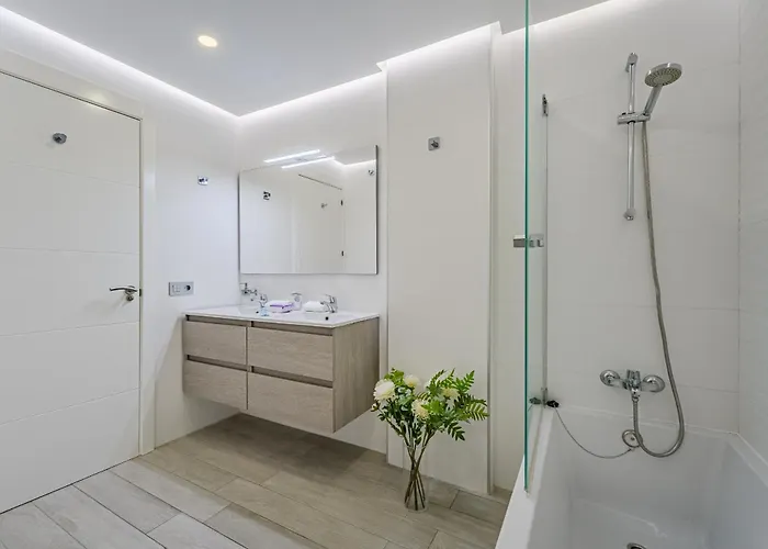 Sunset Bliss Penthouse With Airco & Heated Pool 阿德耶