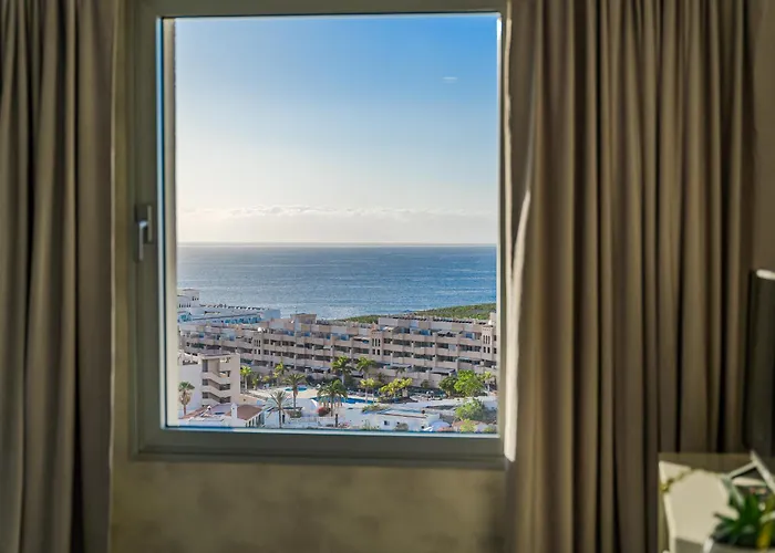 Sunset Bliss Penthouse With Airco & Heated Pool Apartament *