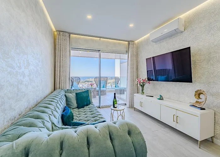 Sunset Bliss Penthouse With Airco & Heated Pool Apartament *