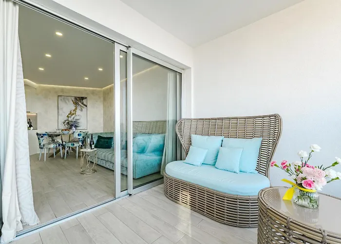 Sunset Bliss Penthouse With Airco & Heated Pool 阿德耶