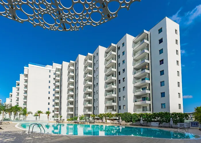 Sunset Bliss Penthouse With Airco & Heated Pool Apartament