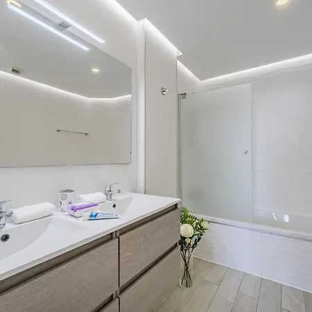 Apartment Sunset Bliss Penthouse With Airco & Heated Pool *