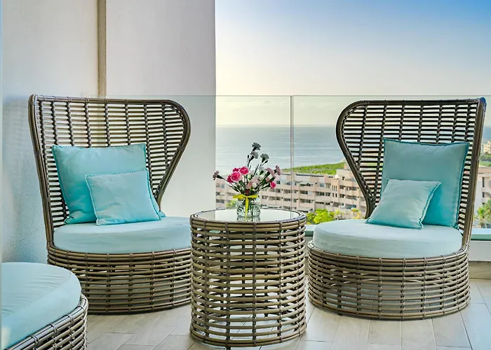 Sunset Bliss Penthouse With Airco & Heated Pool *